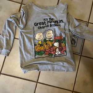 Charlie Brown crewneck sweatshirt.